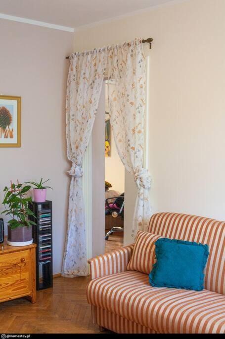 Spacious Retro Flat Close To National Stadium Varşova Dış mekan fotoğraf