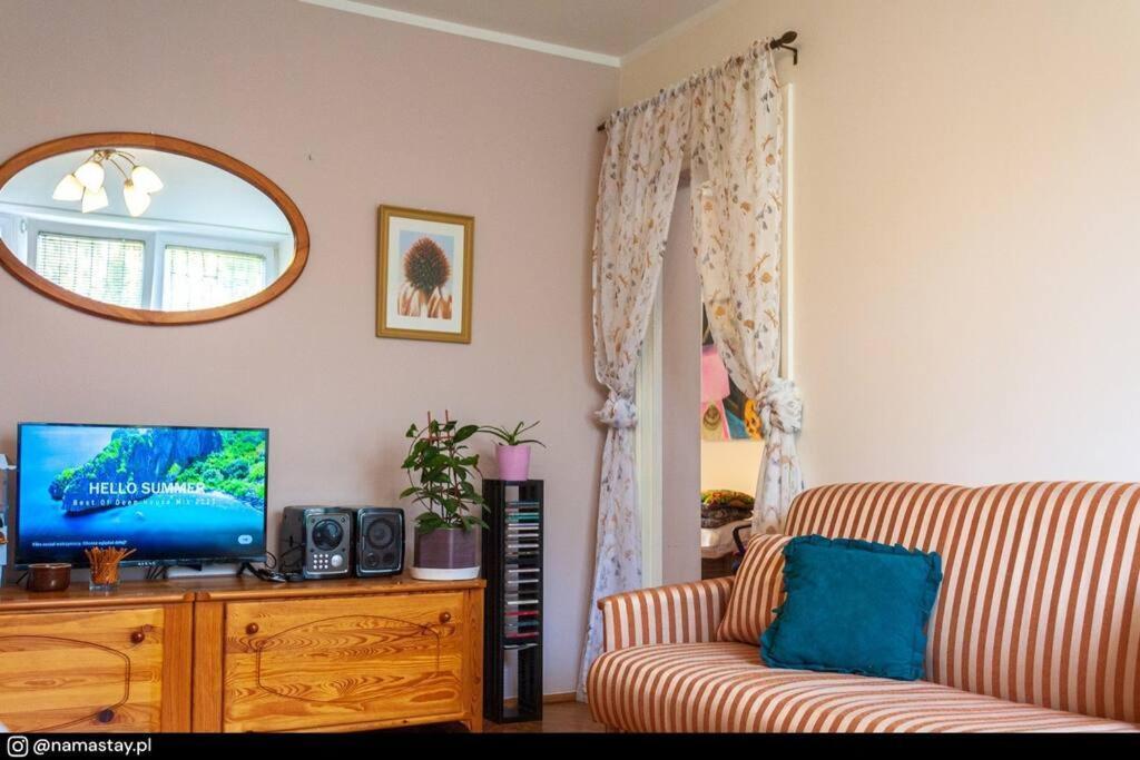 Spacious Retro Flat Close To National Stadium Varşova Dış mekan fotoğraf