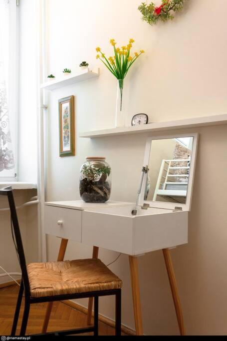 Spacious Retro Flat Close To National Stadium Varşova Dış mekan fotoğraf